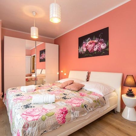 Apartman Ruza Veglia Exterior foto