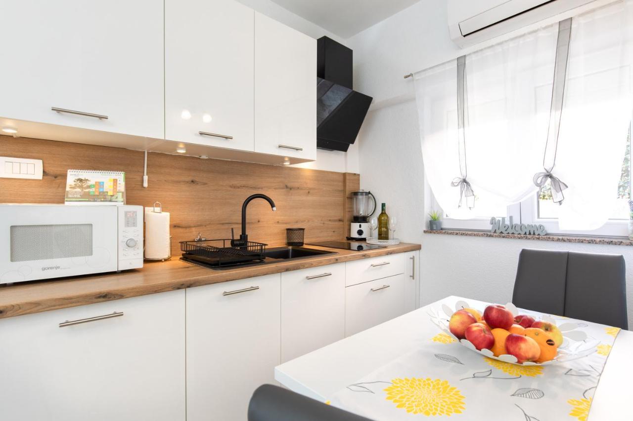 Apartman Ruza Veglia Exterior foto