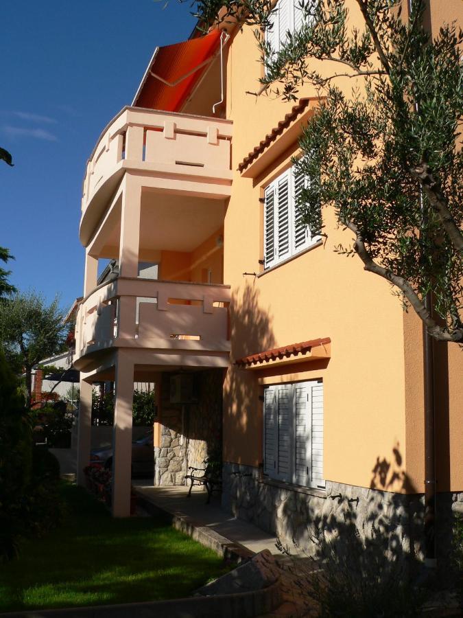 Apartman Ruza Apartment Veglia Exterior foto