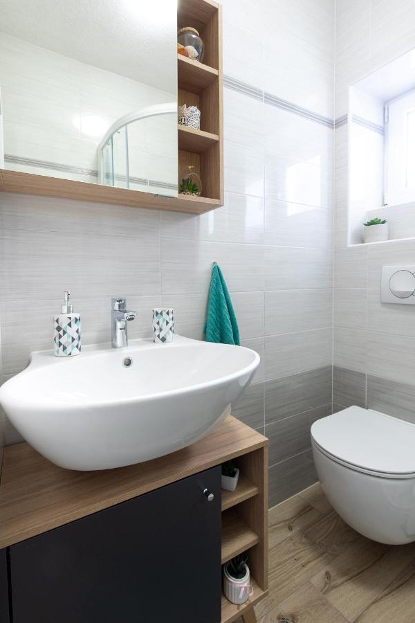 Apartman Ruza Veglia Exterior foto