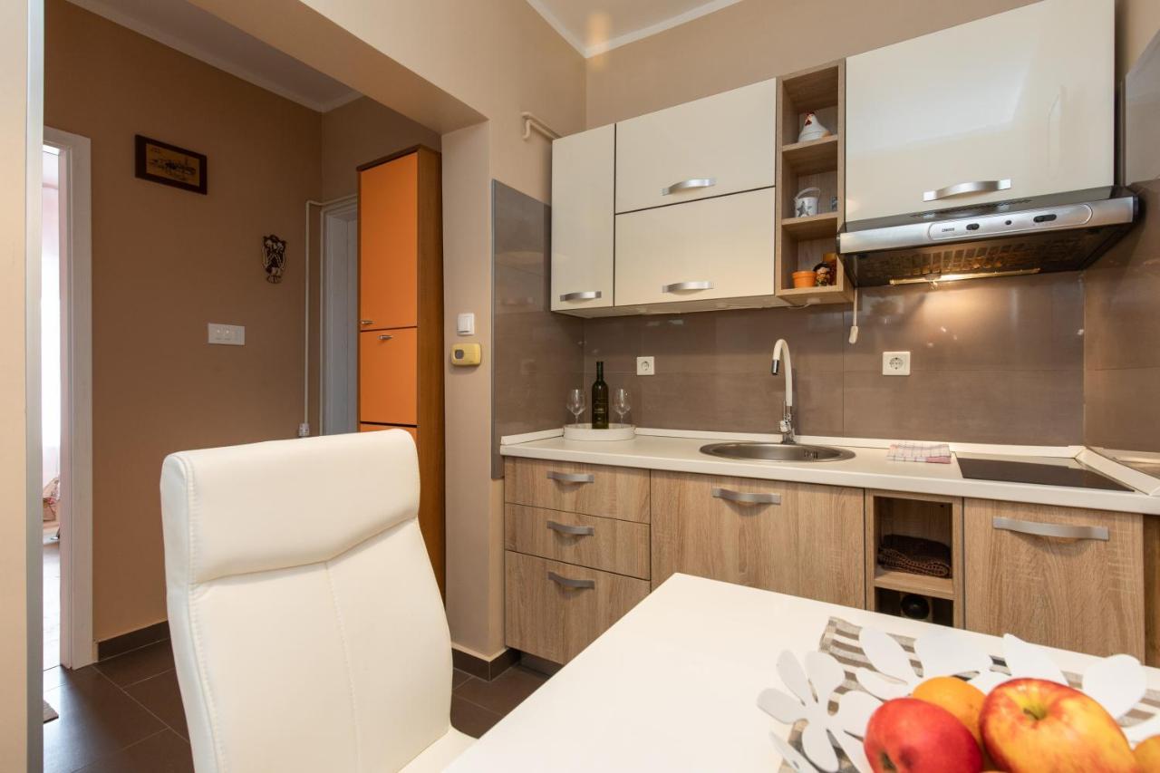 Apartman Ruza Veglia Exterior foto