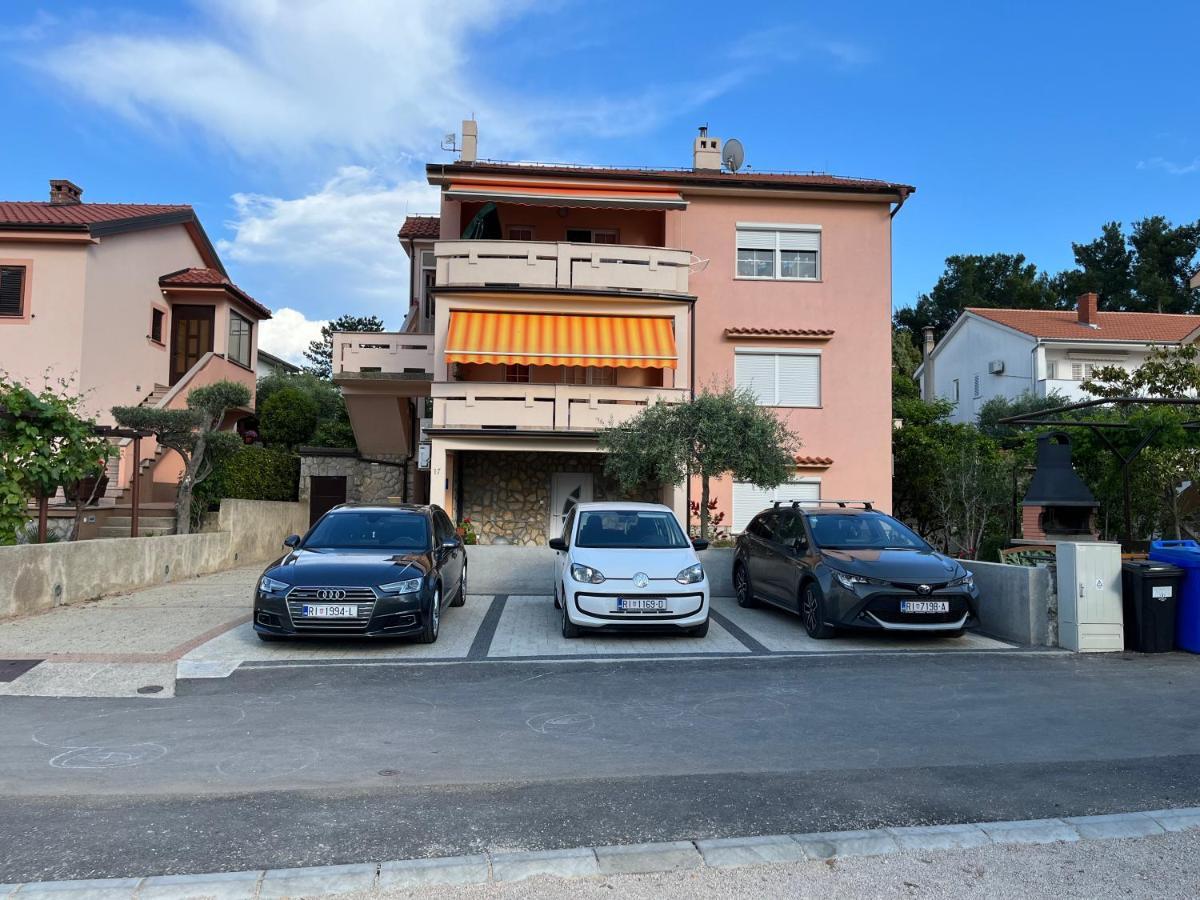 Apartman Ruza Veglia Exterior foto