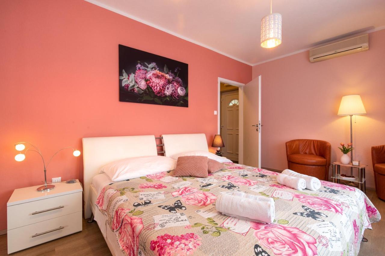 Apartman Ruza Veglia Exterior foto